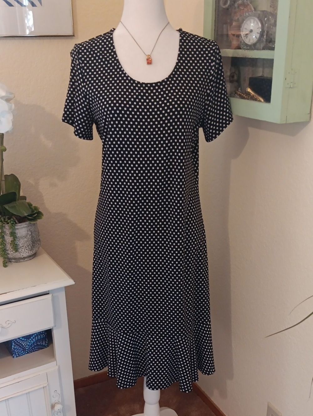 NorthStyle Black and White Polka Dot Dress. Shift. Career. Brunch.